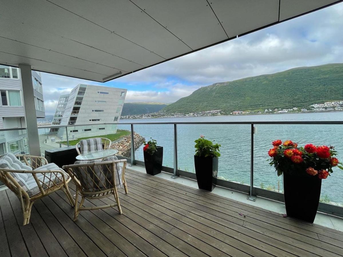 Sea View City Apartment Tromso Exterior photo